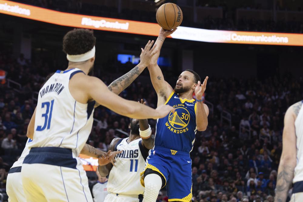 聚集在詹姆 聚集在詹姆