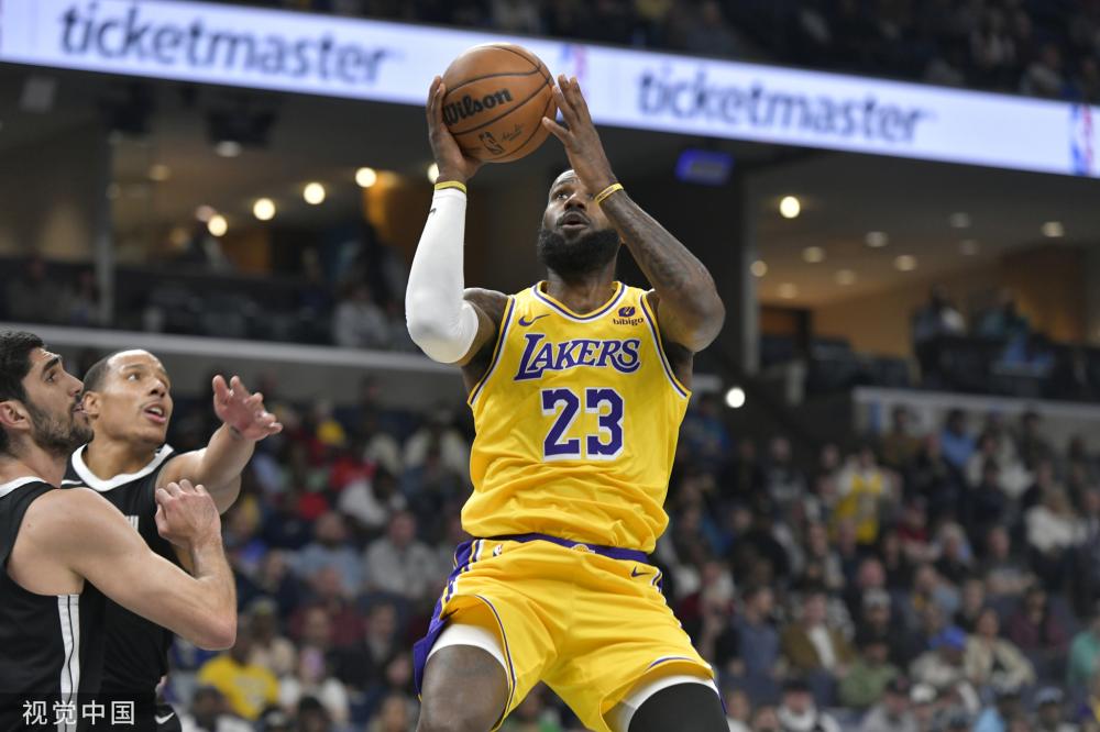 而在这些辉 而在这些辉